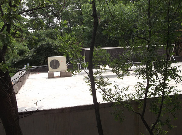 北京平谷太陽能異聚態(tài)無水取暖系統(tǒng)